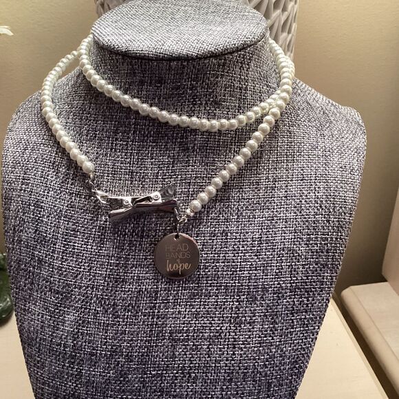 Headbands of Hope Brand White Faux Pearl Necklace Mask Clips - Picture 5 of 6